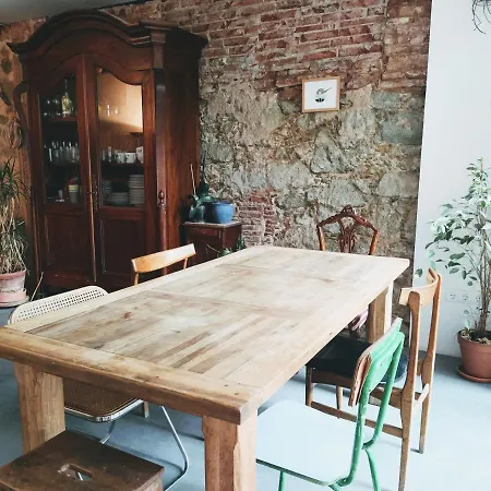 Centric House 100m From The Beach Appartement *